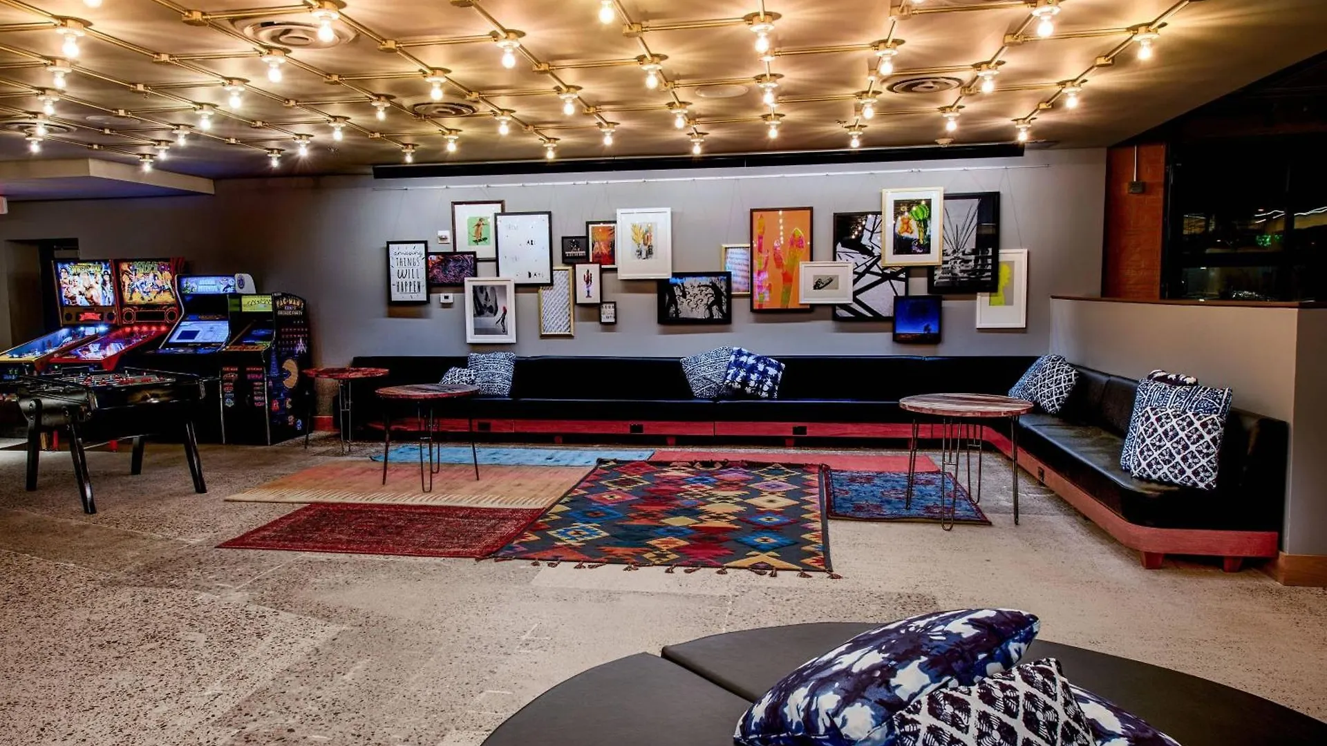Moxy Phoenix Tempe/Asu Area Hotel Tempe