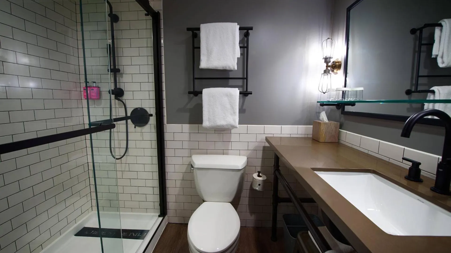 Hotel Moxy Phoenix Tempe/Asu Area