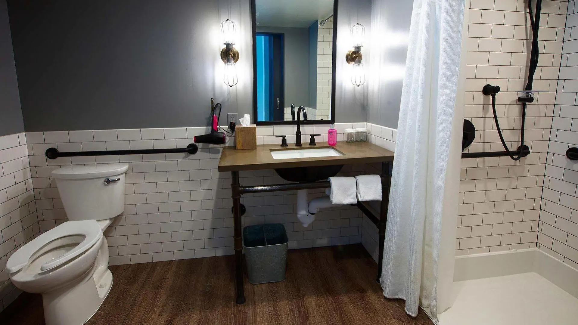 Moxy Phoenix Tempe/Asu Area Hotel Tempe