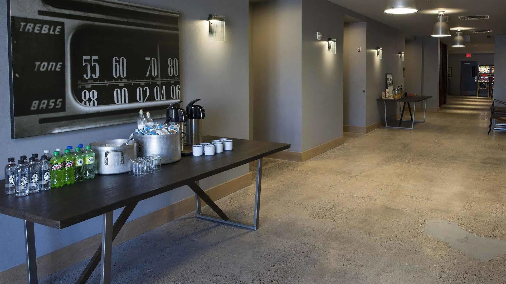 Hotel Moxy Phoenix Tempe/Asu Area